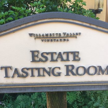 Willamette Valley Vineyards - Wine Tasting @ Willamette Valley Vineyards - Wineries Near Me - Turner, Oregon