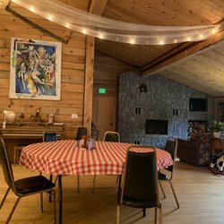 1000 Acres Ranch Resort - Dinner hall