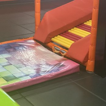 Uptown Jungle Fun Park - Trampoline Parks Near Me - Phoenix, Arizona