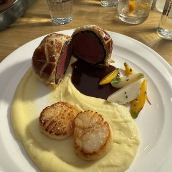 Ramsay's Kitchen - Need wellington two scallops - New American Near Me - Naperville, Illinois Ramsay's Kitchen - Need wellington two scallops - New American Near Me - Naperville, Illinois