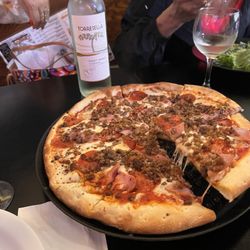 Craigo's Pizza & Pastaria - All meat pizza
