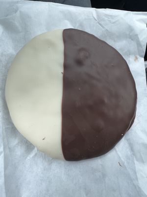 Carlucci's Bakery by null