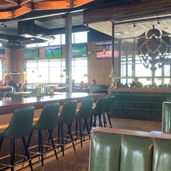 30hop - View from the booth facing toward the front of the restaurant and the bar - Bars Near Me - Merriam, Kansas