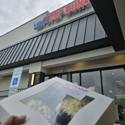 MAV’S TOP BUNS - Updated June 2026 - 58 Photos & 33 Reviews - 1092 NJ ...