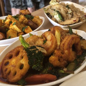 Green Elephant Restaurant - Burmese Near Me - Loomis, California