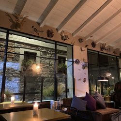 Hemingway - Lounge area