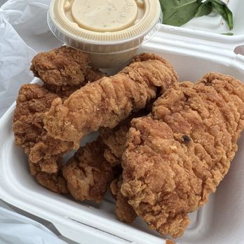 Luca’s Pizza - Chicken tenders with honey mustard - Pizza Near Me - Selbyville, Delaware Luca’s Pizza - Chicken tenders with honey mustard - Pizza Near Me - Selbyville, Delaware