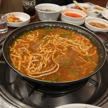 Dha Rae Ok - Noodles that come with duck - Korean Near Me - Los Angeles, California