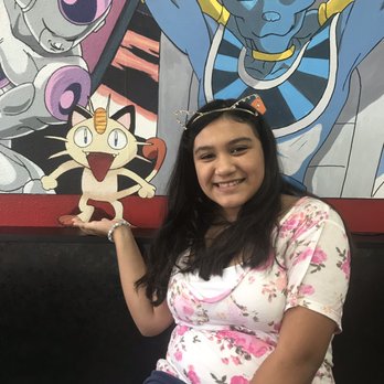 Ramen vs Pho - Eating lunch with Meowth - Vietnamese Near Me - Fresno, California