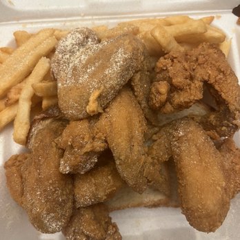 Hook Fish & Chicken - 6pc wings and fries. 2 slices of bread. $10. Best deal in town. - Chicken Wings Near Me - West Palm Beach, Florida