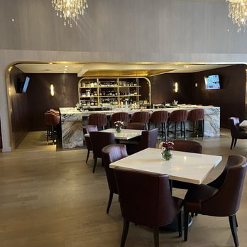 Star Cinema Grill - Bar area - Dinner Theater Near Me - Houston, Texas