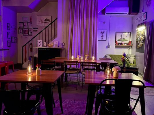 Pearl Street Caviar by null