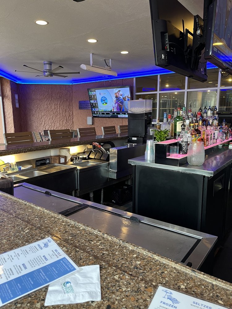 SPLASH BAR Updated May 2024 10 Photos 27200 Perdido Beach Blvd