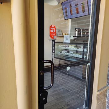 Alma Dessert - Drove all the way from the city and realized they are closed during business hours /: - Bubble Tea Near Me - Sunnyvale, California Alma Dessert - Drove all the way from the city and realized they are closed during business hours /: - Bubble Tea Near Me - Sunnyvale, California
