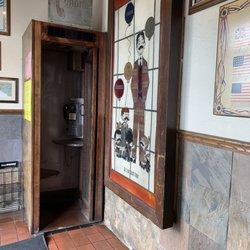 Uncle John's Pancake House - Old fashioned phone booth