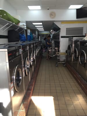 Dapper Duds Laundromat by null