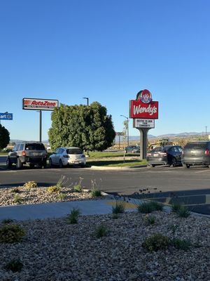 Wendy's by null