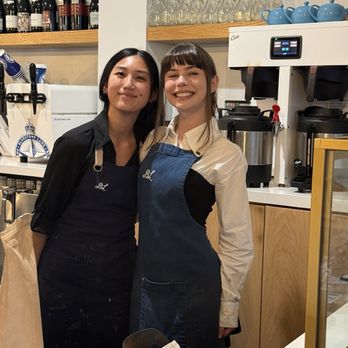 Bluestone Lane - How do you say no to those smiles?! - Coffee & Tea Near Me - Orange, California