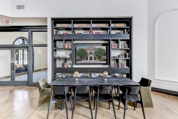 Roosevelt Historic Loft Apartments by null