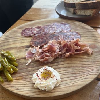 Level 6 - Spanish charcuterie - Lounges Near Me - Miami, Florida Level 6 - Spanish charcuterie - Lounges Near Me - Miami, Florida