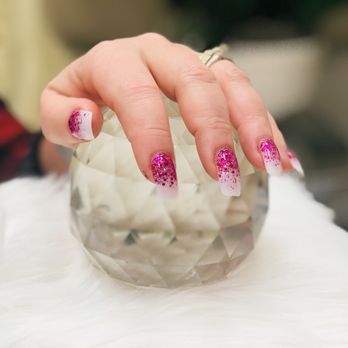 Luminance Beauty - Ombré nails - Nail Technicians Near Me - Livermore, California