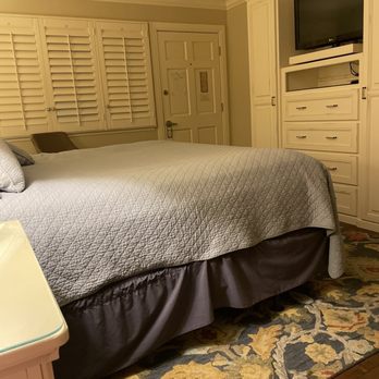 Beachcomber Inn - Room 7 - Hotels Near Me - Pismo Beach, California Beachcomber Inn - Room 7 - Hotels Near Me - Pismo Beach, California