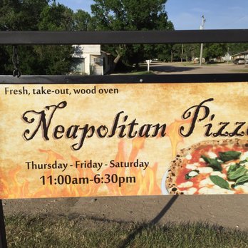 Solo Italia - a sign for a pizza restaurant - Pizza Near Me - Ogema, Saskatchewan Solo Italia - a sign for a pizza restaurant - Pizza Near Me - Ogema, Saskatchewan