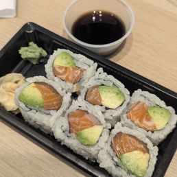 Shrimp Tempura Avocado Roll