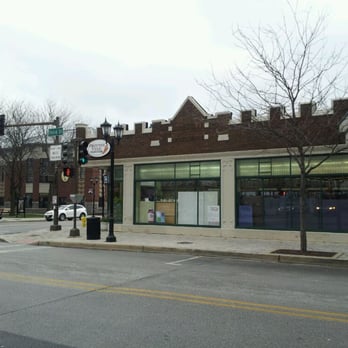 Fruitful Yield - Storefront - Health Markets Near Me - Elmhurst, Illinois