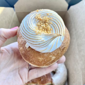 Bonrue Bakery - Key lime donut - Bakeries Near Me - St George, Utah Bonrue Bakery - Key lime donut - Bakeries Near Me - St George, Utah