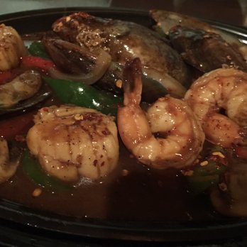 Thai Kitchen I - Seafood on a sizzling plate - Thai Near Me - Bridgewater, New Jersey