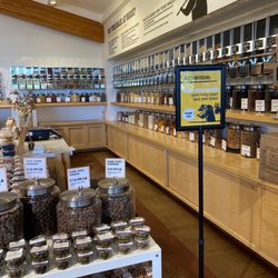 Elroy's Fine Foods - Bulk area