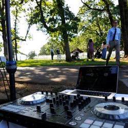 DJ Ceez - Scholl's Valley Lodge ceremony amplificaton.