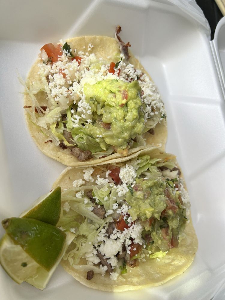 Regis Mexican Grill Logo