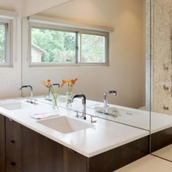 GlassOne Chicago - Mirror Above Vanity