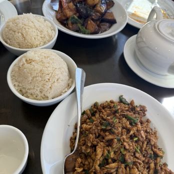 Burma Bay Cafe - Minted Jalapeno Chicken and Garlic Shrimp & Eggplant - Burmese Near Me - Fremont, California