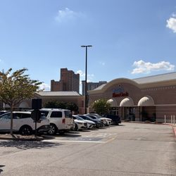 Marshalls HomeGoods