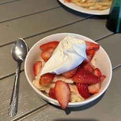 The Blue Line Grill - Strawberry shortcake