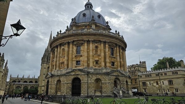 Radcliffe Camera by null