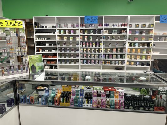 Venom Vapes, 10 S Main St, Houston, PA 15342, US