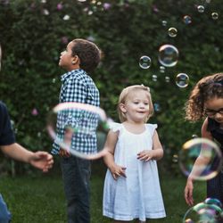 Apex Academy - Kids love bubbles