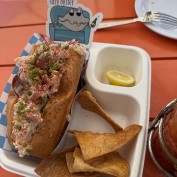 Gramps Getaway - Dive Bars Near Me - Key Biscayne, Florida Gramps Getaway - Dive Bars Near Me - Key Biscayne, Florida