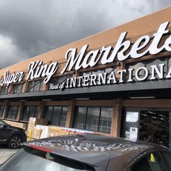 Super King Markets - Front of business