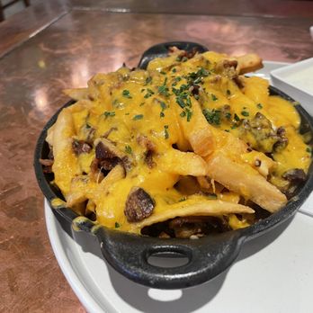 MeeMa’s - Taylor made fries - Breakfast & Brunch Near Me - Long Beach, California MeeMa’s - Taylor made fries - Breakfast & Brunch Near Me - Long Beach, California