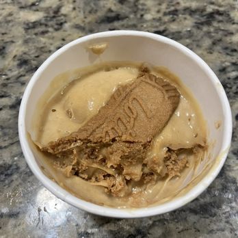 BussinBuns - Biscotti pudding - Food Trucks Near Me - Austin, Texas