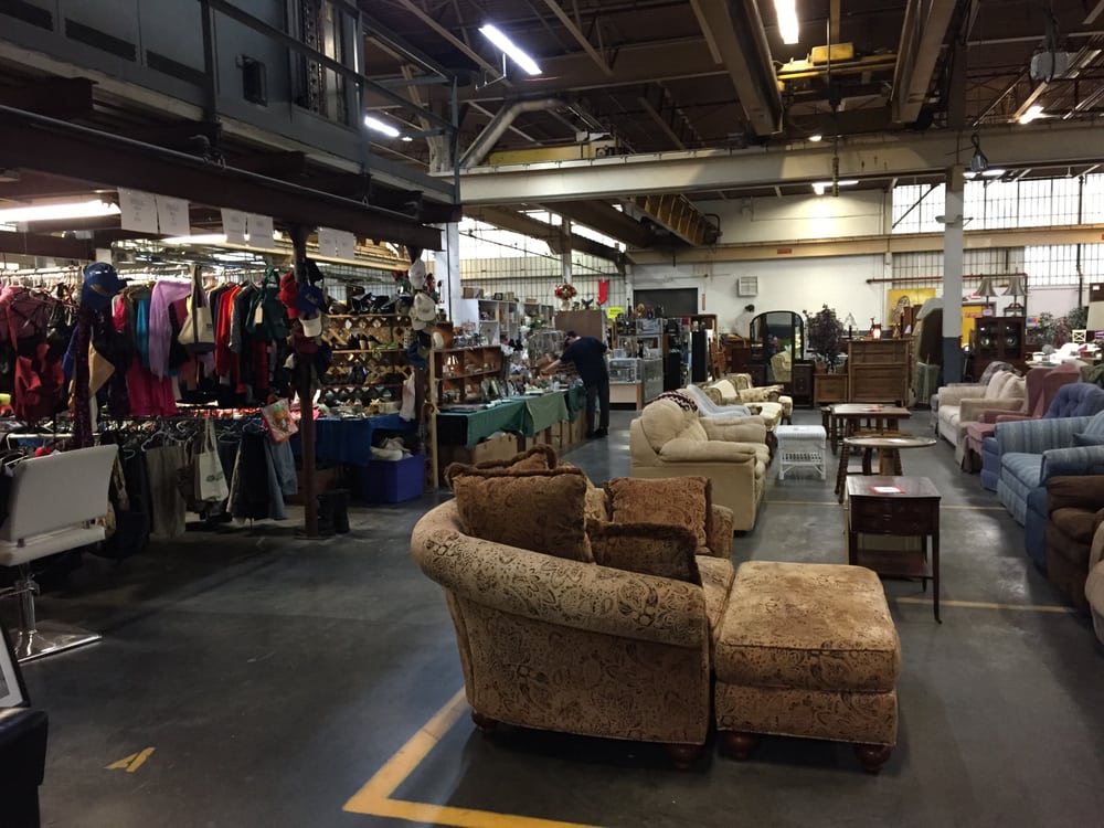 CHICOPEE WILLIMANSETT FLEA MARKET Updated October 2024 18 Photos