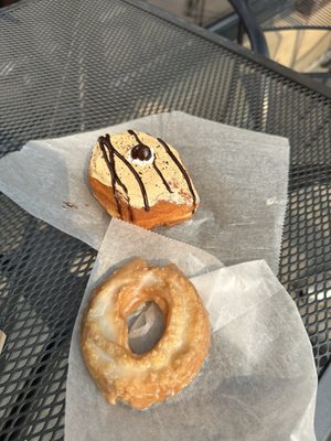 Sandy's Donuts & Coffee Shop by null