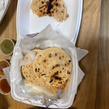 Kelly Pupuseria - Shrimp and Cheese Pupusas - Salvadoran Near Me - Pasadena, Texas Kelly Pupuseria - Shrimp and Cheese Pupusas - Salvadoran Near Me - Pasadena, Texas