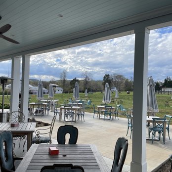 Merrie Mill Farm & Vineyard - Awesome patio - Wine Tasting Room Near Me - Keswick, Virginia