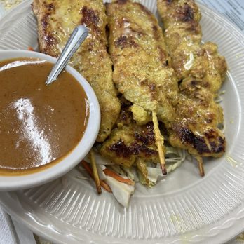 Erawan Thai - 6. Satay Chicken - Thai Near Me - Columbus, Ohio